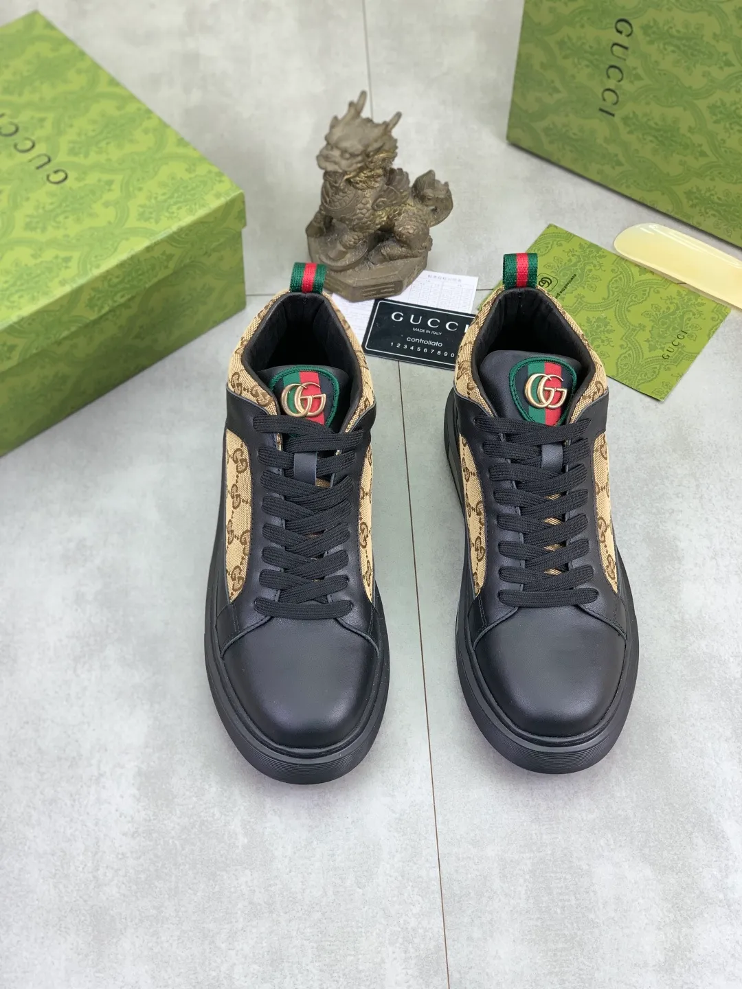 Men's men's shoes 💰P440💰 [New model] (GUCCI) official website's latest 🎁🎁casual and fashionable men's shoes 👟, hot style 💥 style is simple and elegant, exclusive for trendy men. Unique official website's latest brand double G elements Original 👑Gucci decoration, fashionable and generous, the fabric is original frosted calfskin✅Fully imported first-layer pigskin lining, the official website specifies wear-resistant, lightweight original rubber casual outsole, the classic model is taken in real life🎬38-44 2️⃣ colors available